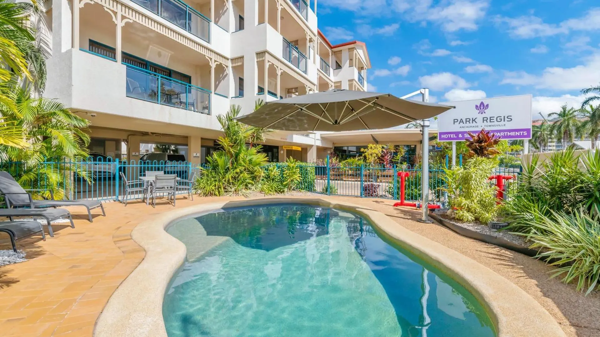 Marina View Apartment - Steps Away From Cbd, Ferry & Stadium Townsville 0*,